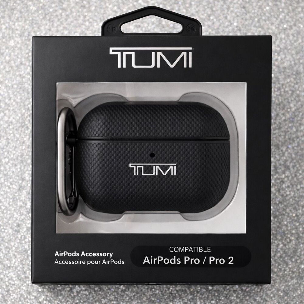 TUMI Black AirPods Pro Pro 2 Case Cover w Silver Carabiner New in Box